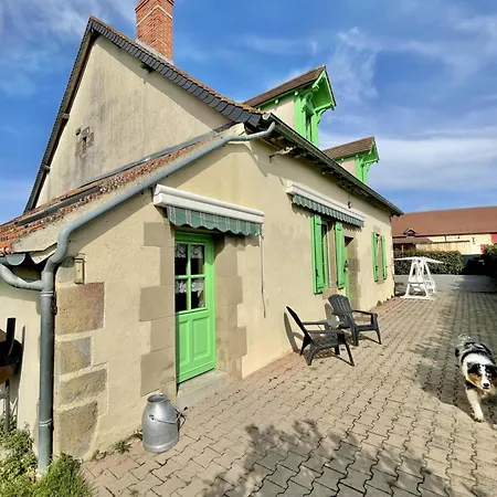 Charmante Fermette Avec Jardin Clos - Animaux Admis - Fr-1-489-490 * Saint-Aubin-le-Monial